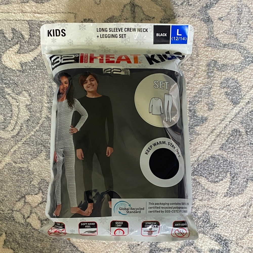 32 Degrees Kids Black Thermal Set
